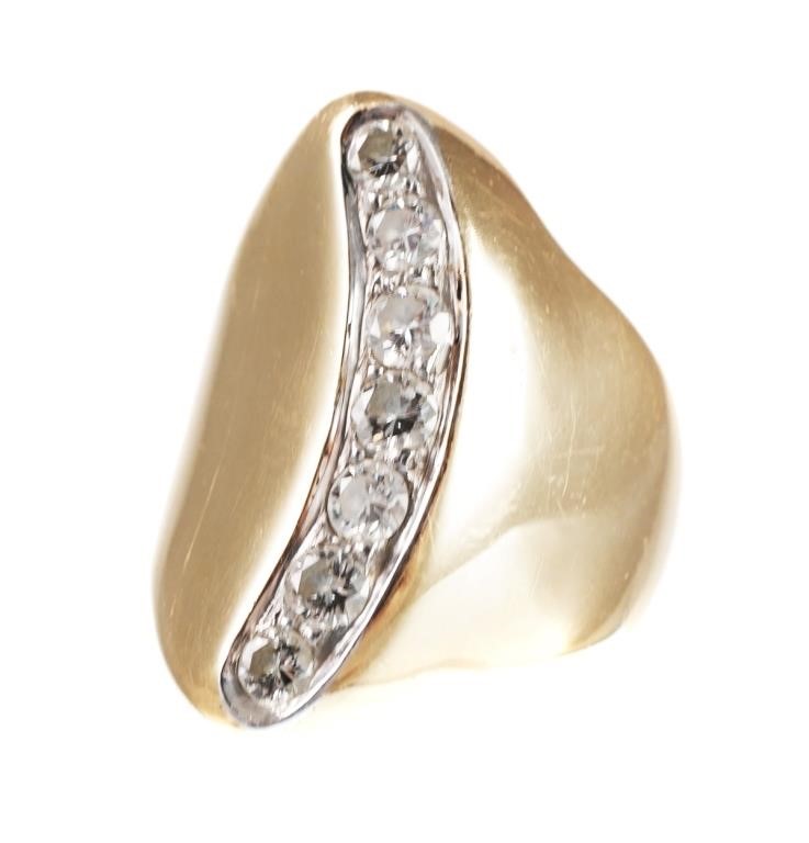 Appraisal: k yellow gold ring contains round brilliant cut diamonds WEIGHT