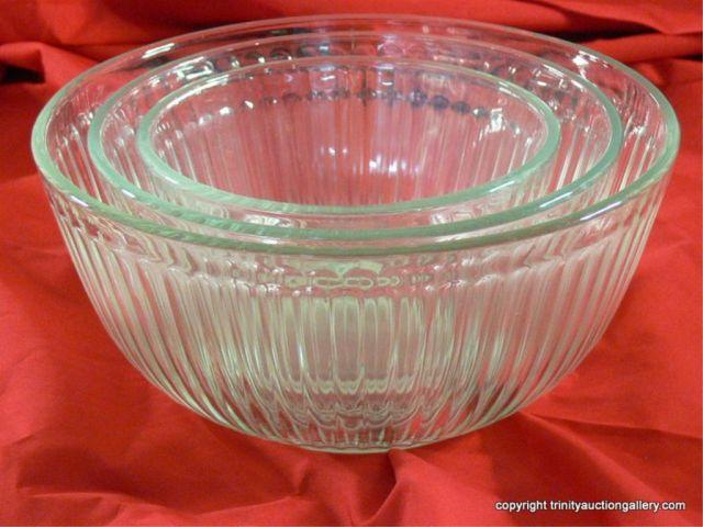 Appraisal: Three Nesting Bowls Pyrex Clear Mixing Bowl Set diameter cup