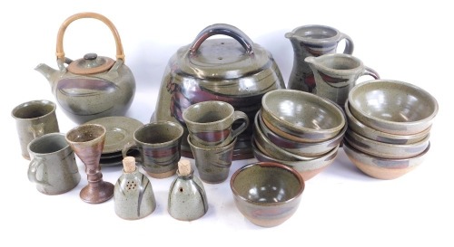 Appraisal: A group of Sheila Cosson and other studio pottery part