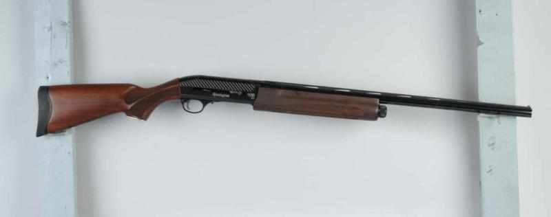 Appraisal: Remington CTI Semi Automatic Shotgun Description GA Chambered for up