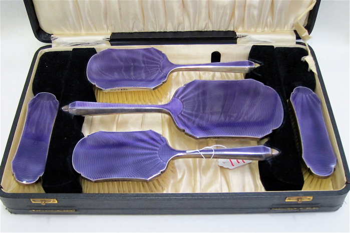 Appraisal: FIVE PIECED CASED ENGLISH STERLING DRESSER SET The set hallmarked