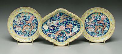 Appraisal: Three pieces Chinese export porcelain famille rose central dragon and