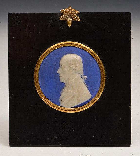 Appraisal: A CIRCULAR MINIATURE JASPERWARE SILHOUETTE PORTRAIT of a gentleman in