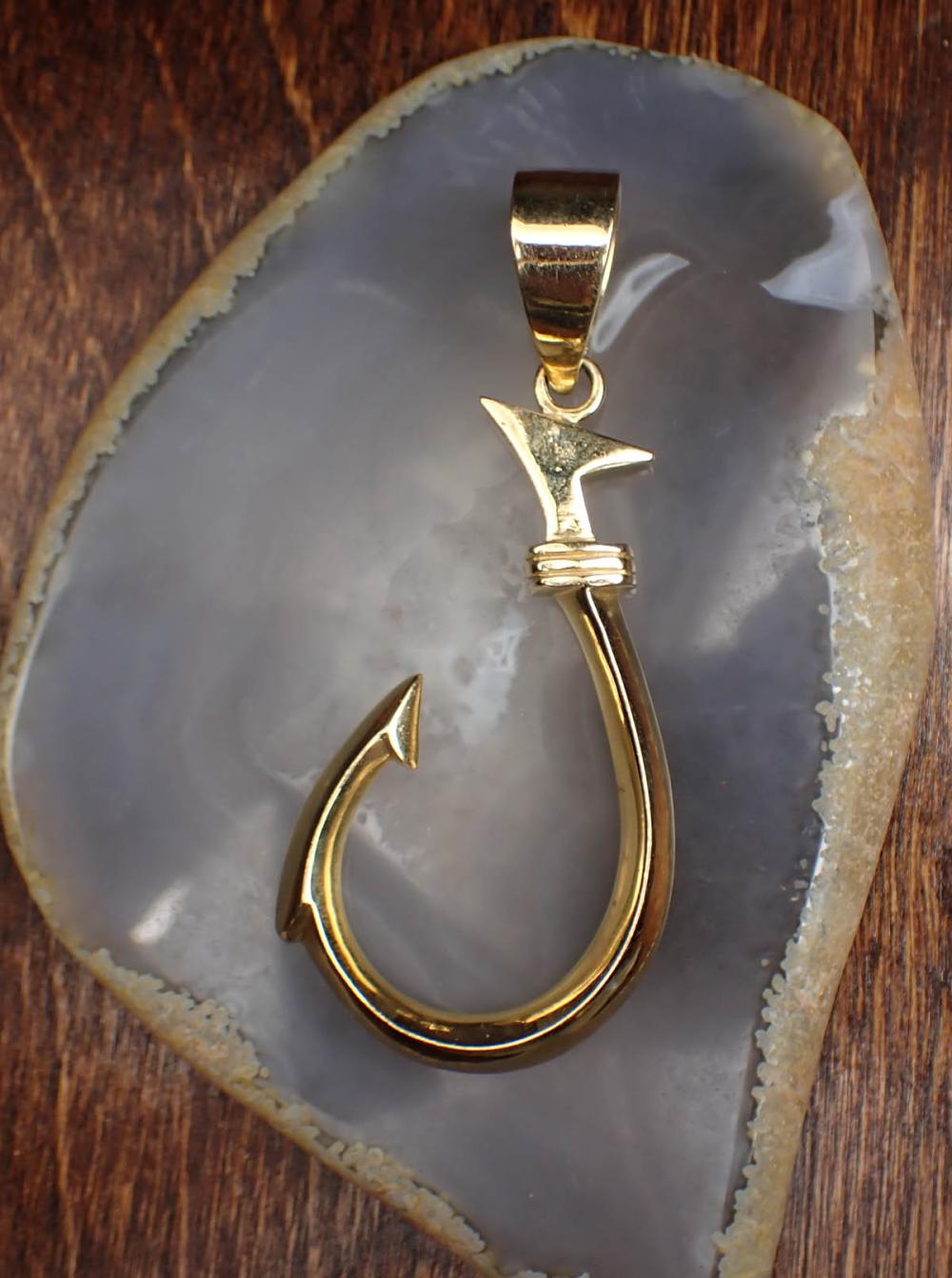 Appraisal: HAWAIIAN FOURTEEN KARAT YELLOW GOLD PENDANT The large k gold