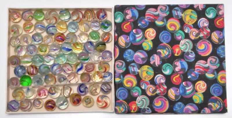 Appraisal: Box of Assorted Swirl Marbles Description Nice group of swirl