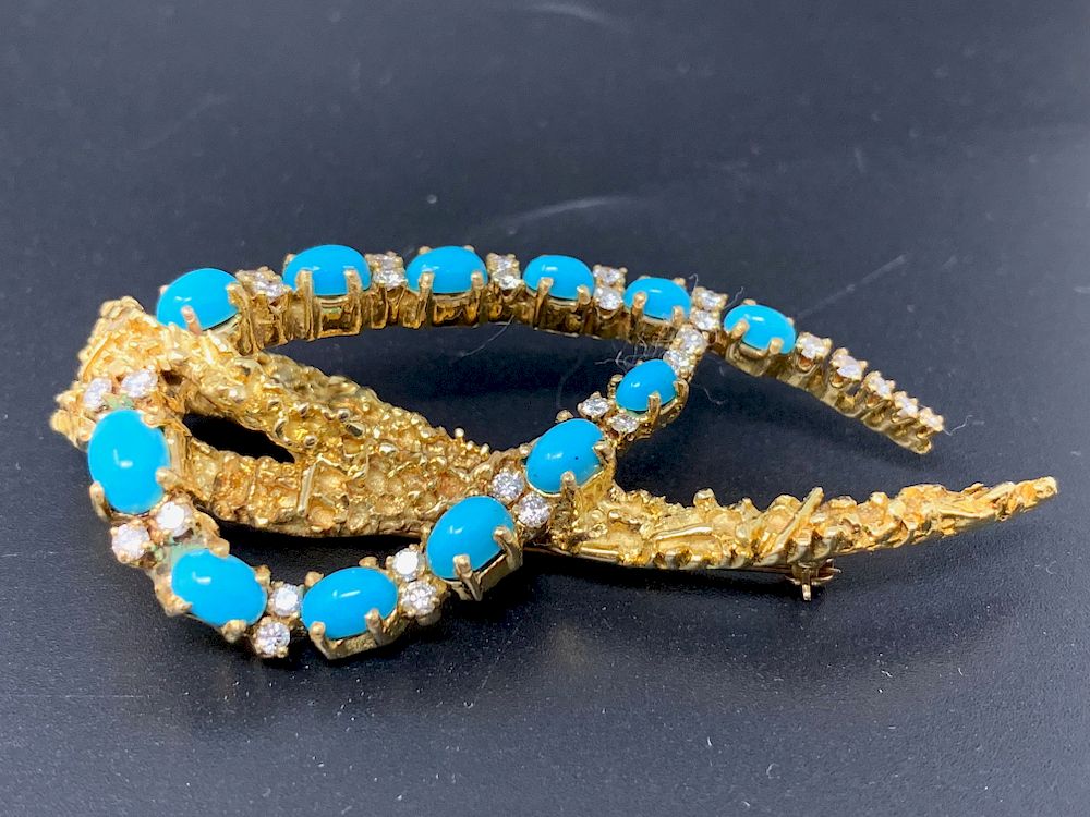 Appraisal: K Yellow Gold Turquoise Diamonds Designer Pin Gold Pin Marked