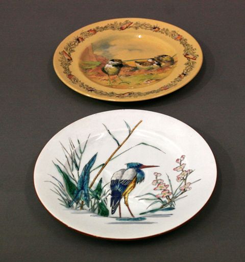 Appraisal: A Royal Doulton plate painted with woodchucks within a shell