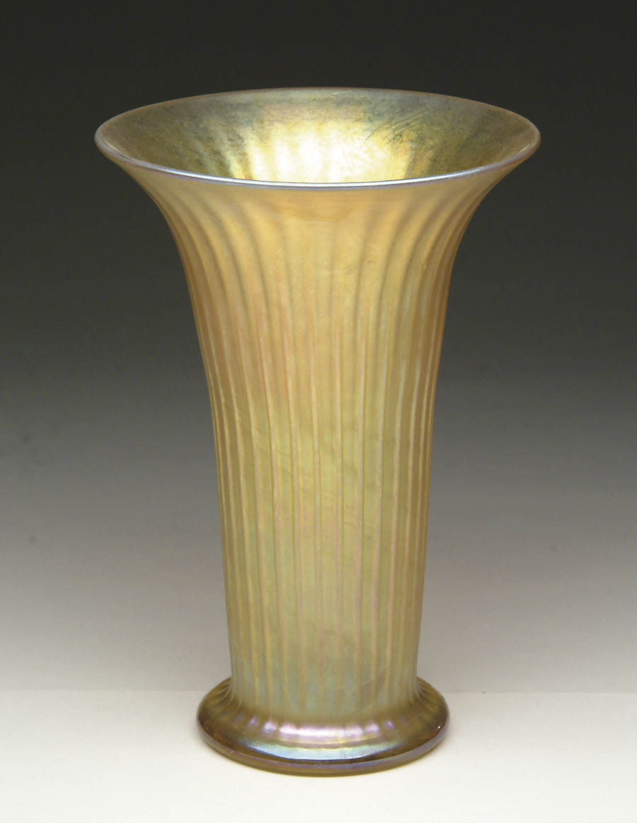 Appraisal: CONTEMPORARY ART GLASS VASE Vertically ribbed gold Favrile-type glass vase