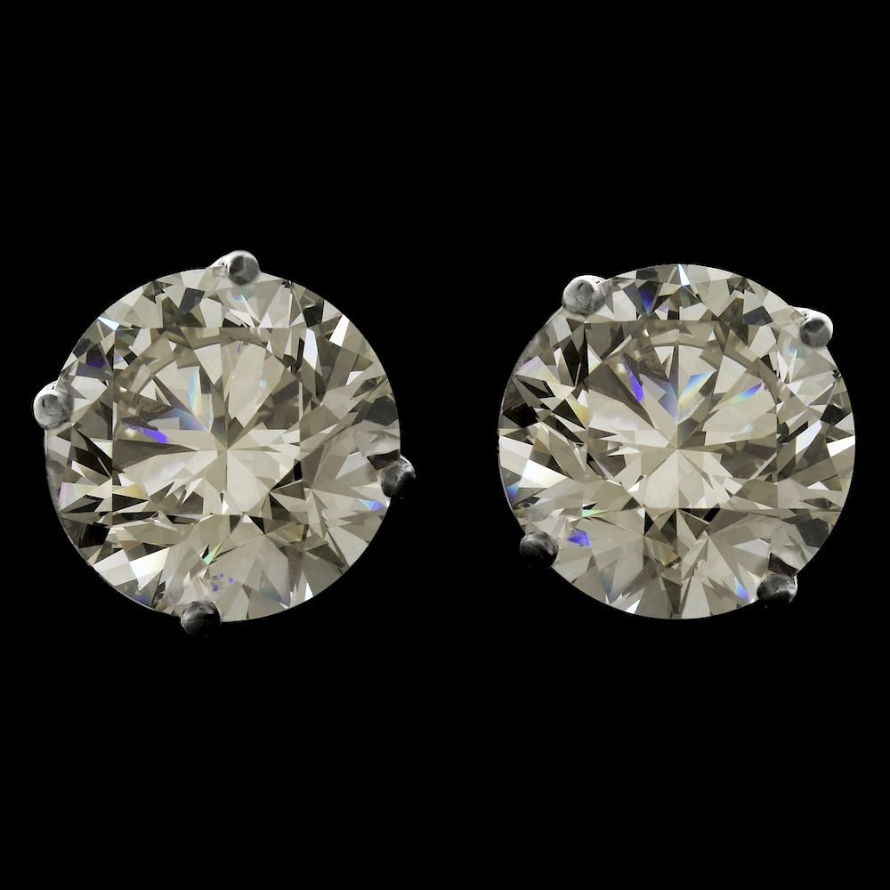 Appraisal: ct Diamond Ear Studs Carat TW Round Brilliant Cut Diamond