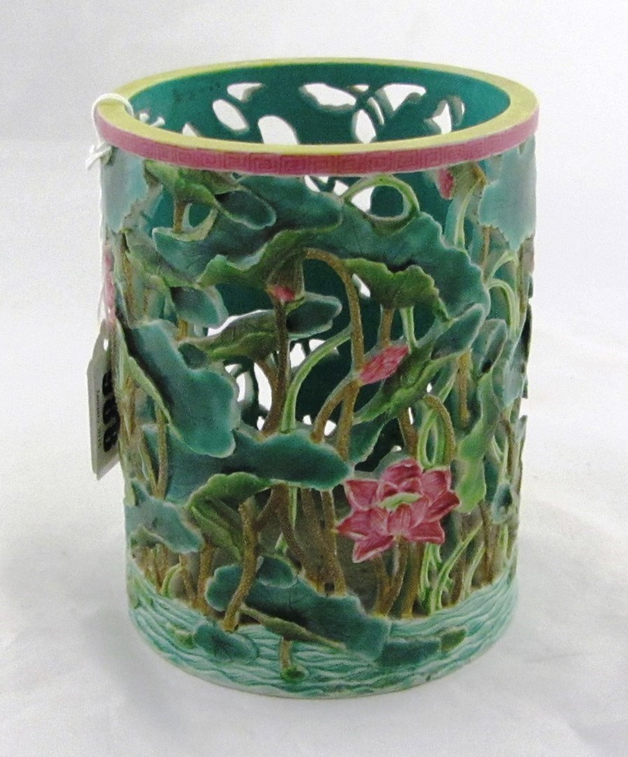 Appraisal: A Chinese famille-rose brushpot late th th century of cylindrical