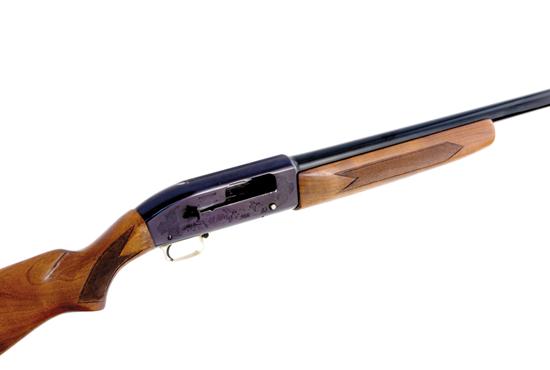 Appraisal: Winchester 'Win-Lite Model ' -gauge semi-automatic shotgun circa plain non