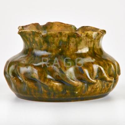 Appraisal: GEORGE OHR Vase with scalloped rim in-twist body and mottled