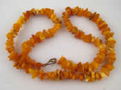 Appraisal: An amber necklace approx cm long