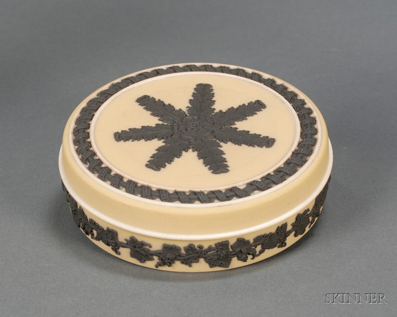 Appraisal: Wedgwood Yellow Jasper Dip Box and Cover England c flat