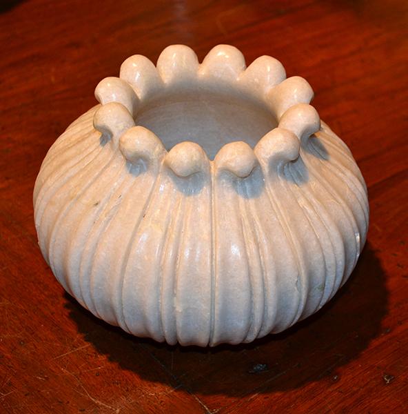 Appraisal: A WHITE MARBLE LOTUS SHAPED BOWL in the form of