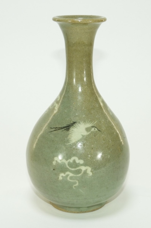 Appraisal: C KOREAN CELADON PORCELAIN PEAR FORM CRANE VASE Korea th