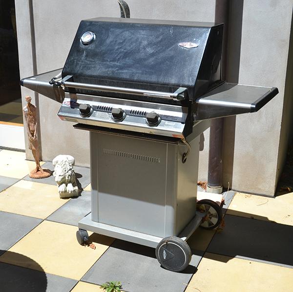 Appraisal: A BEEFEATER GAS BBQ