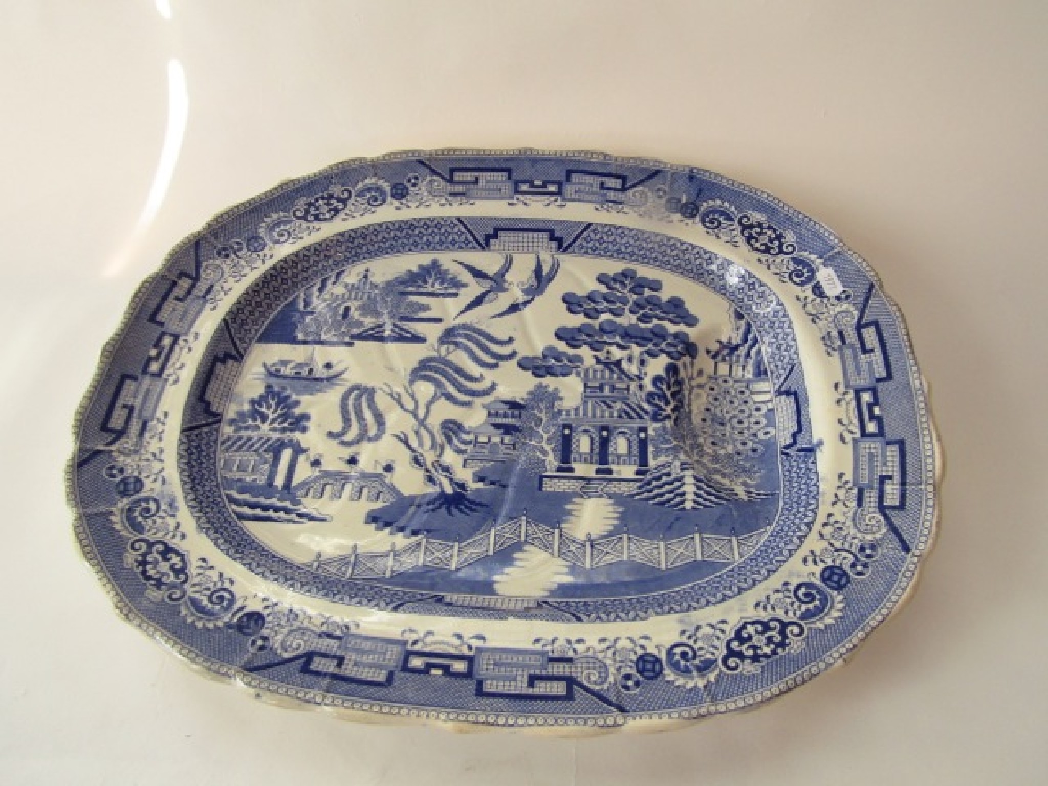 Appraisal: A large th century blue and white meat plate of