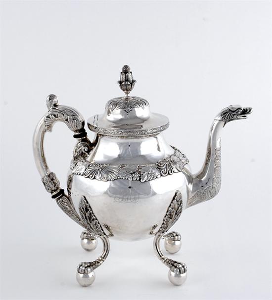 Appraisal: Southern coin silver teapot Maryland circa fruit-and-foliate knop on hinged