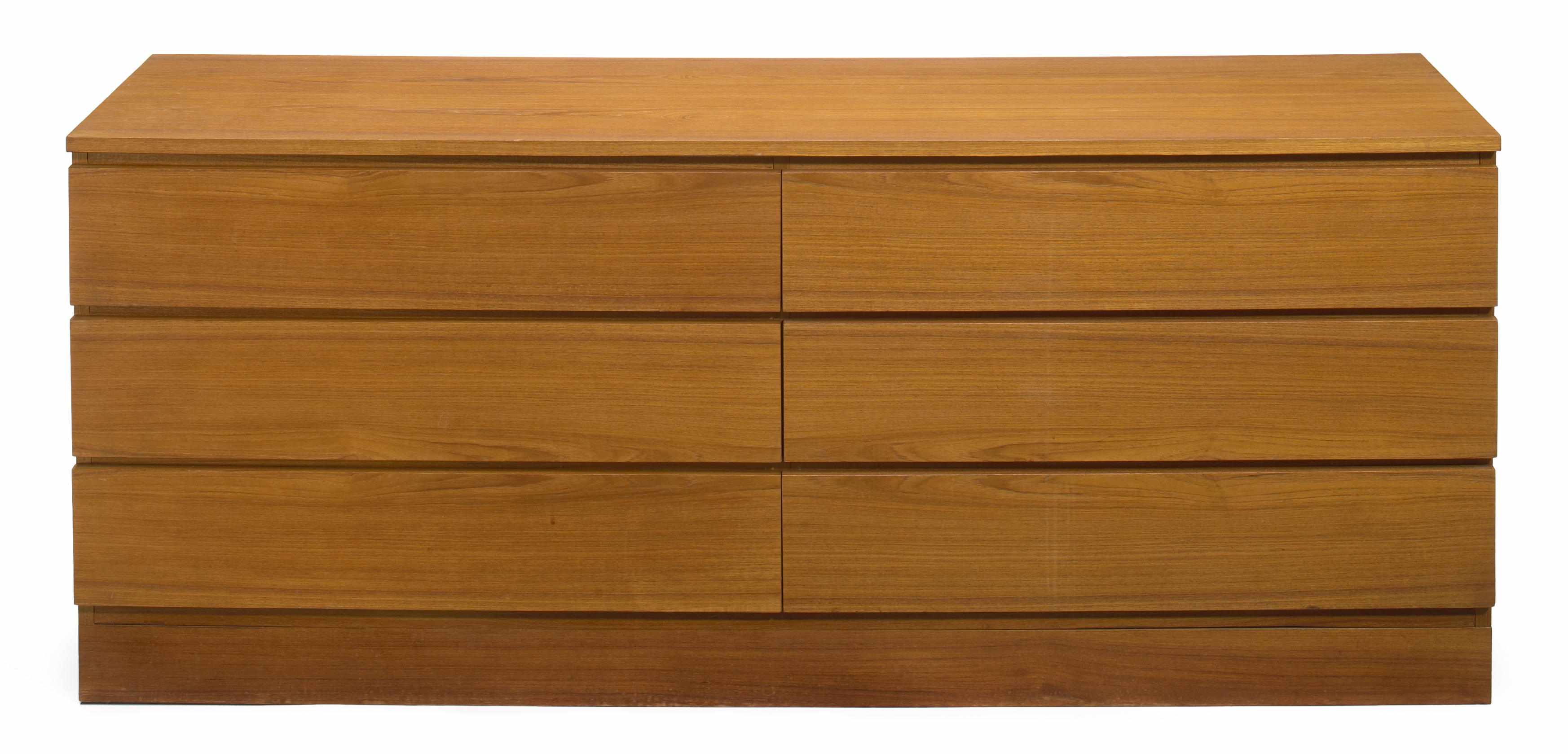 Appraisal: A walnut chest of drawers possibly by William Haines swith