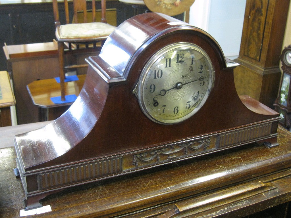 Appraisal: Mahogany cased mantle clock