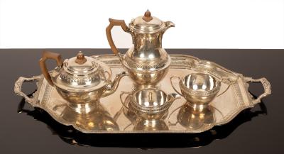 Appraisal: A five-piece silver tea service Elkington Co Birmingham comprising a