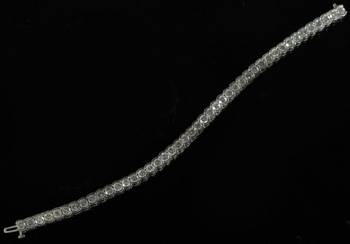 Appraisal: Fourteen-Karat White Gold and Diamond Tennis Bracelet composed of forty-seven