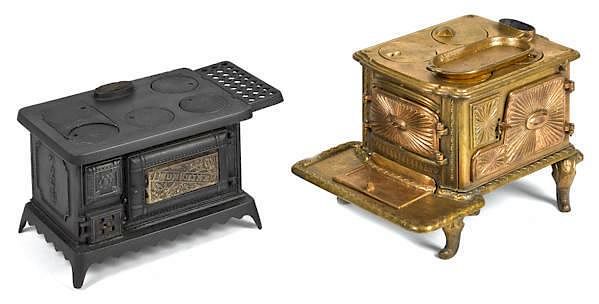 Appraisal: Two cast iron toy stoves to include an Orr Pain