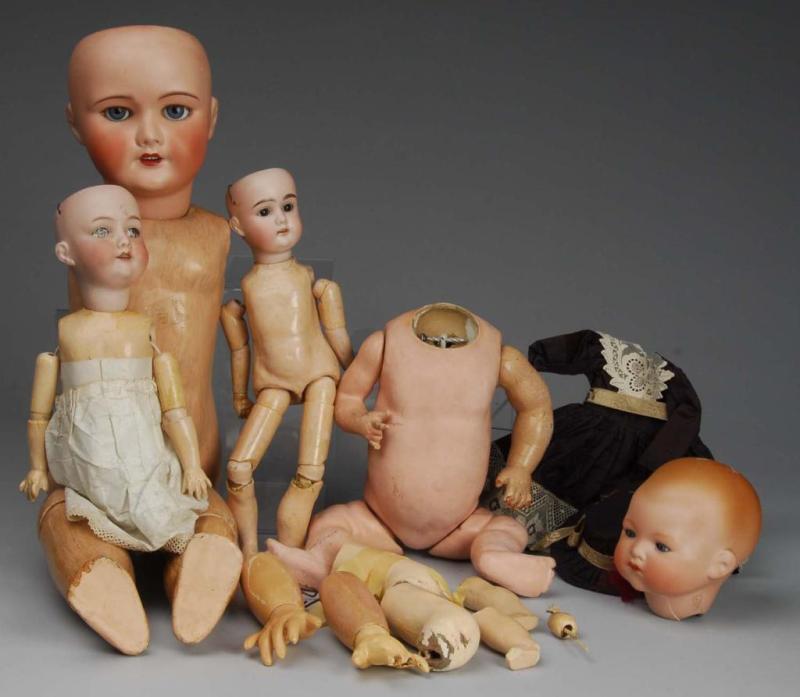 Appraisal: Lot of Bisque Dolls Description France Germany Large A M