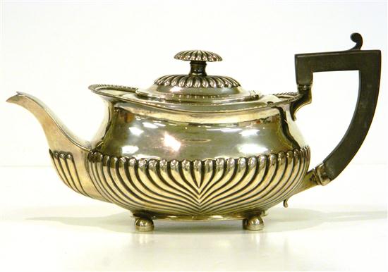 Appraisal: London England sterling teapot date mark - gadroon rim ball