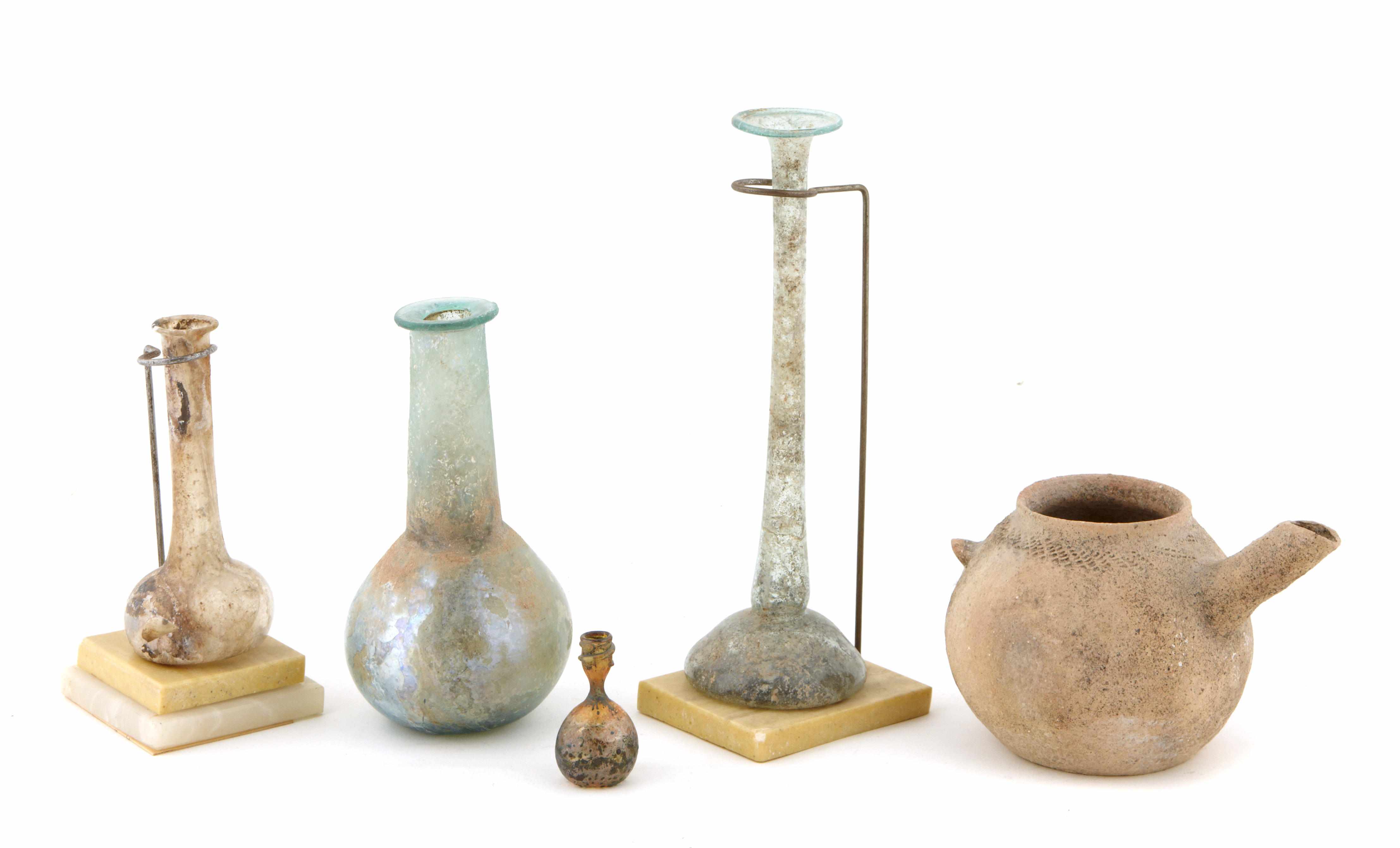 Appraisal: A group of five Roman glass vessels height of tallest