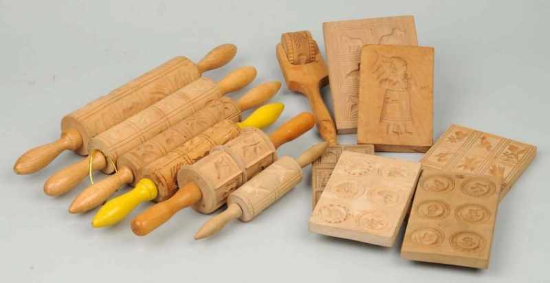 Appraisal: Lot of Wooden Molds Description Includes six rolling pin molds