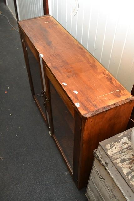 Appraisal: AN EARLY TH CENTURY SHOP DISPLAY CASE WITH GLAZED DOORS