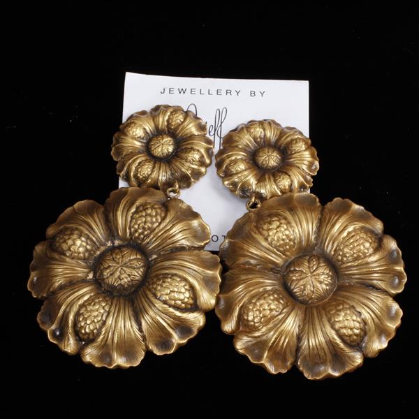 Appraisal: Joseff of Hollywood Gold Tone Flower Clip Earrings