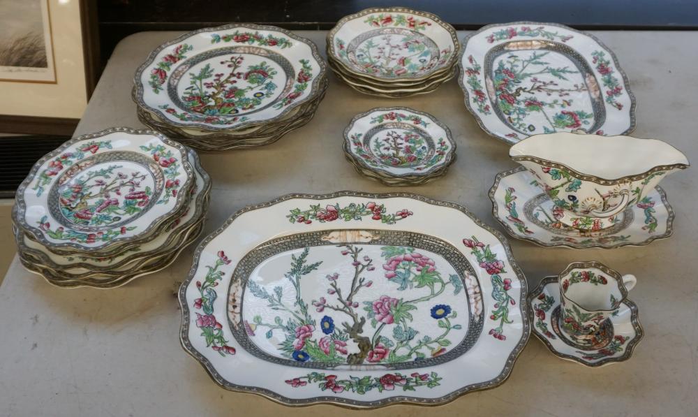 Appraisal: COALPORT -PIECE 'INDIAN TREE' PATTERN TABLE SERVICECoalport -Piece 'Indian Tree'