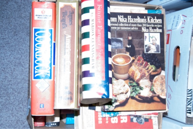 Appraisal: Box of Cookbooks