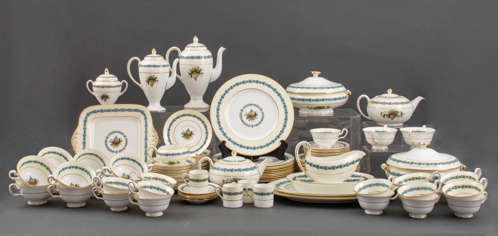 Appraisal: WEDGWOOD APPLEDORE PATTERN DINNER SERVICE FOR Wedgewood porcelain full dinner