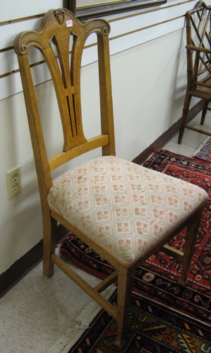 Appraisal: A SET OF FOUR OAK DINING CHAIRS English c each