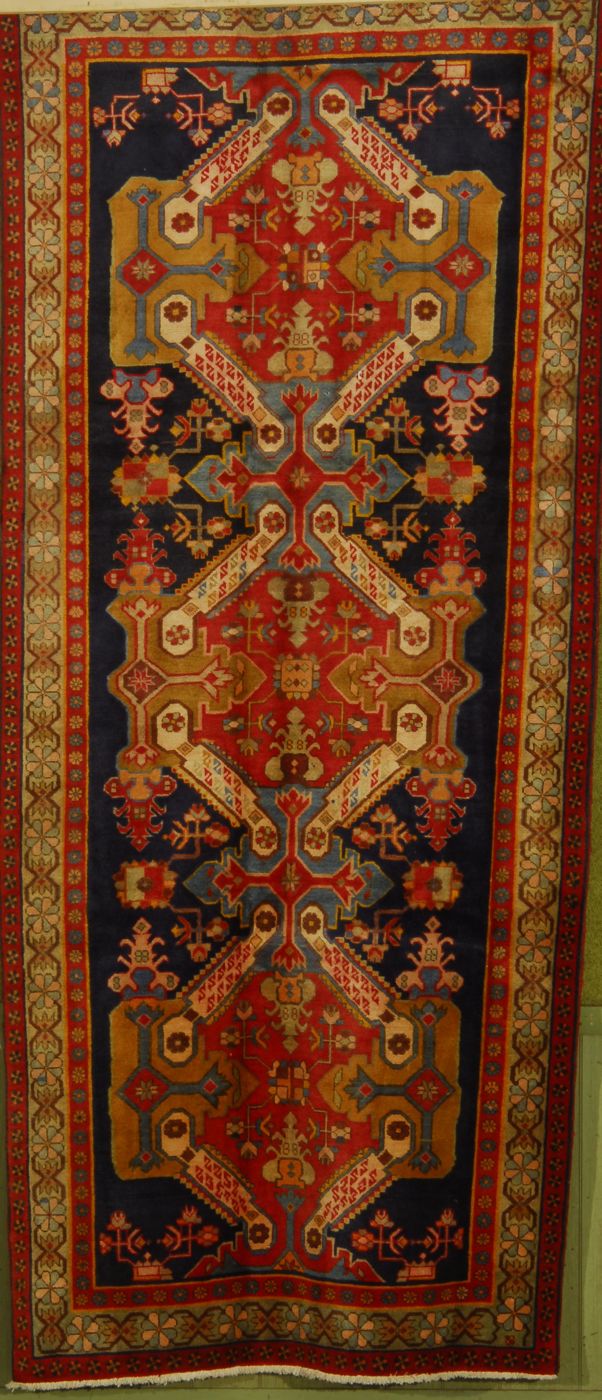 Appraisal: ORIENTAL RUG SEICHOUR DESIGN ' x ' With traditional X