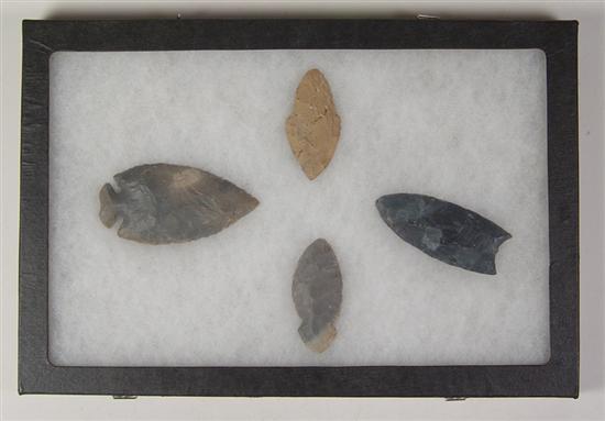 Appraisal: Four Kentucky Indian Points Four chert points ranging from to