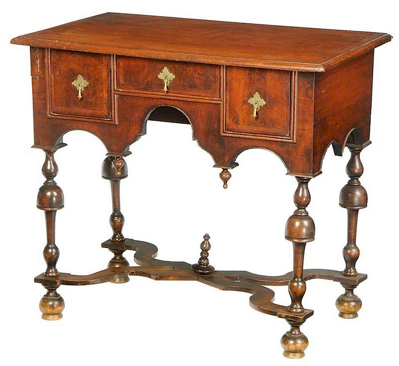 Appraisal: American William and Mary Style Dressing Table late th early