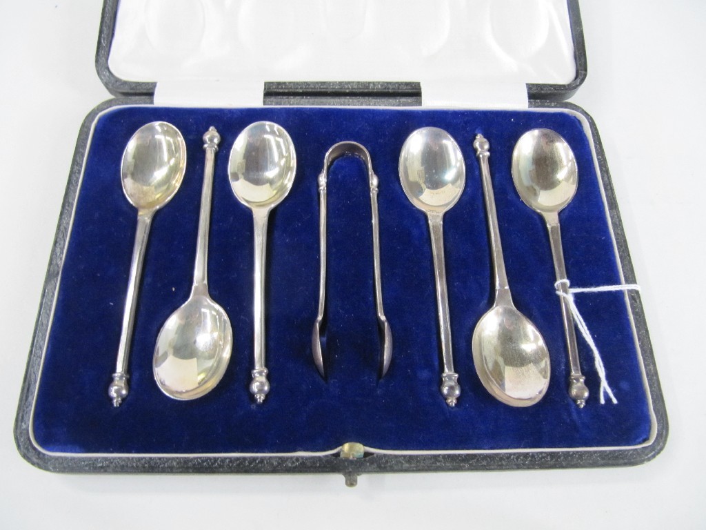 Appraisal: Cased set of six silver spoons with tongs London