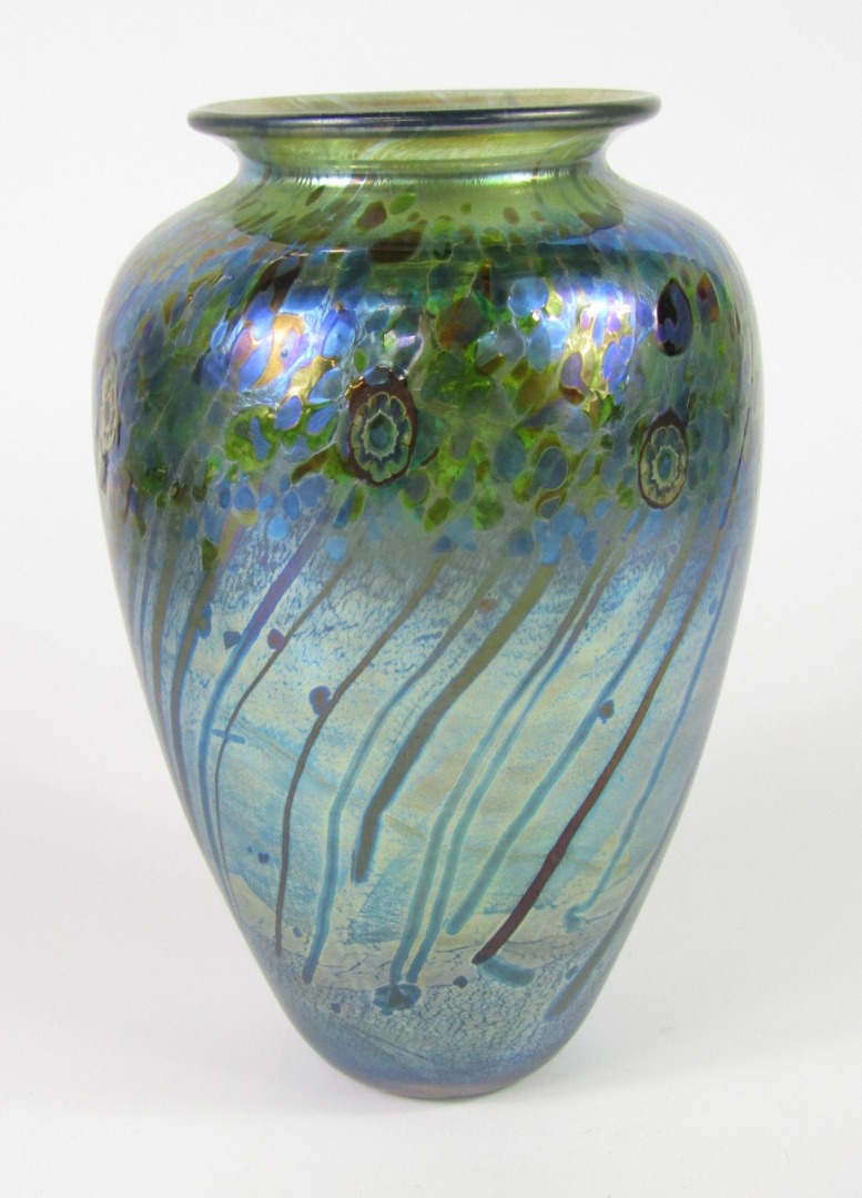 Appraisal: A Jonathan Harris Ironbridge glass vase decorated in the Everglades