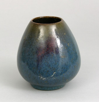 Appraisal: A Jun Ware Style Pottery Vase Potted in the bulbous