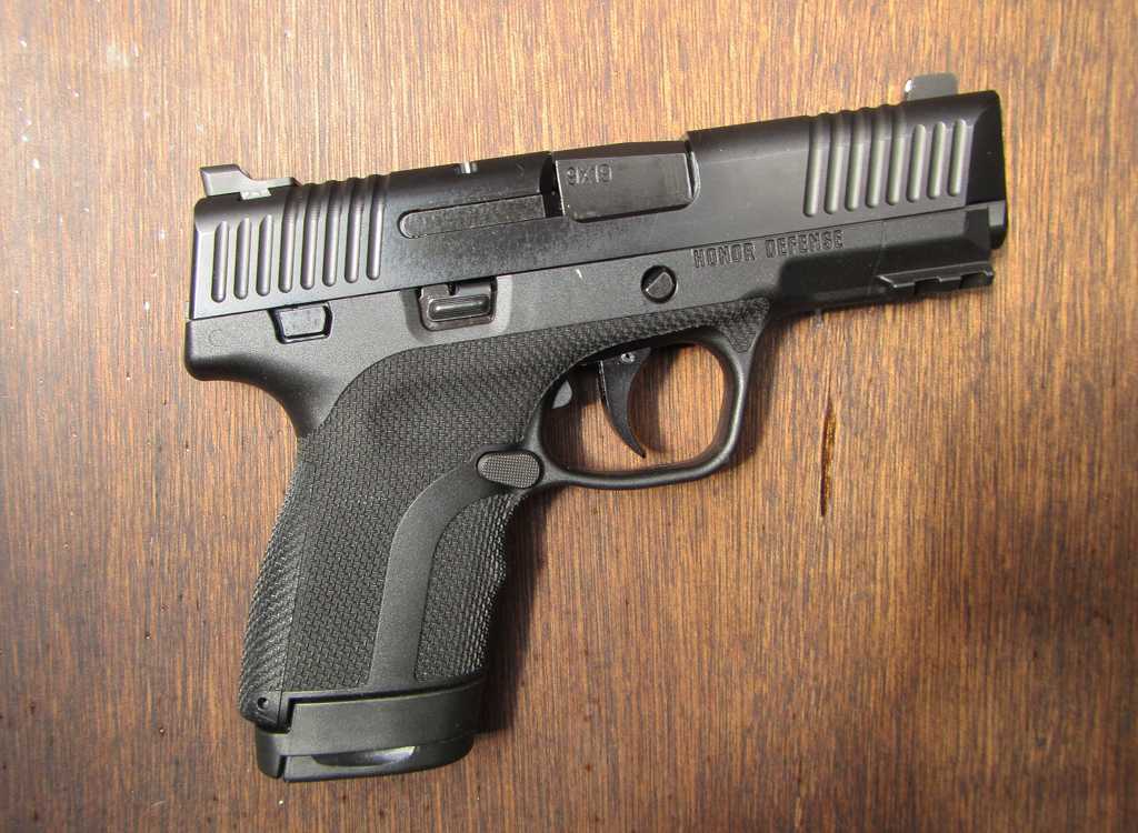 Appraisal: HONOR DEFENSE HONOR GUARD SEMI AUTOMATIC PISTOL x mm caliber