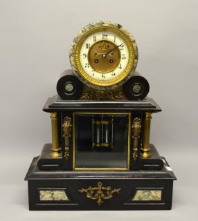 Appraisal: th century polished slate and gilt metal mantel clock in