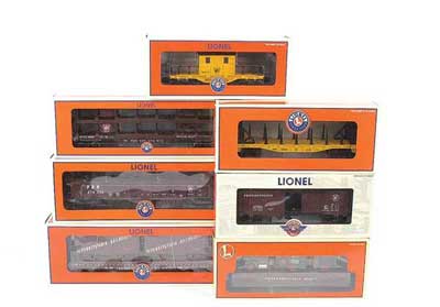 Appraisal: Lionel O Gauge Freight Cars consisting of Pennsylvania Flat Car