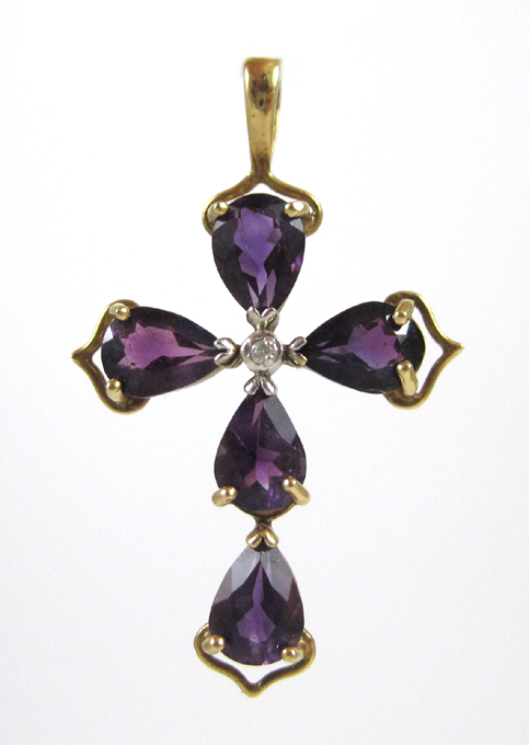 Appraisal: AMETHYST DIAMOND AND TEN KARAT GOLD PENDANT The yellow gold