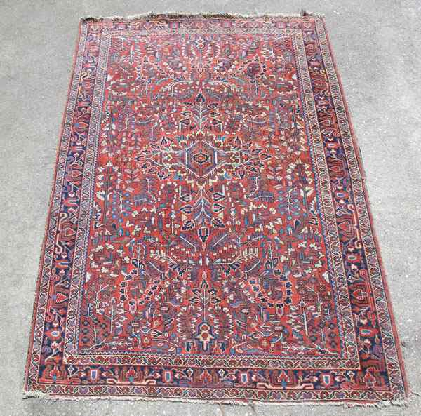 Appraisal: SEMI-ANTIQUE PERSIAN SAROUK HAND KNOTTED WOOL RUG ' '' X