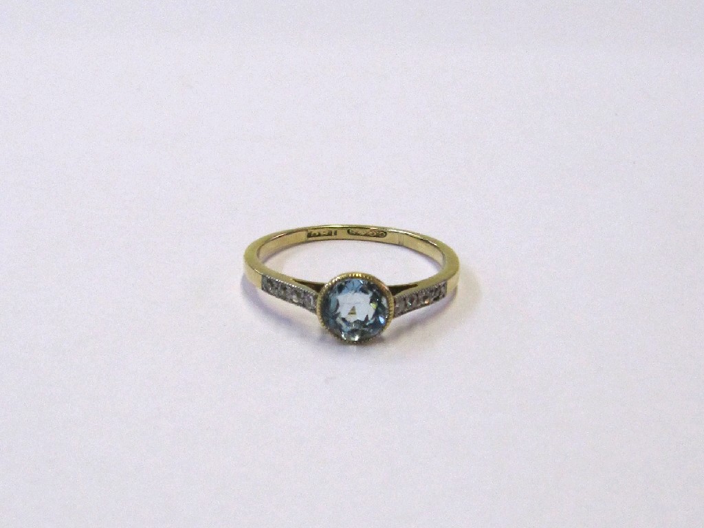 Appraisal: ct gold aquamarine and diamond set dress ring circa with